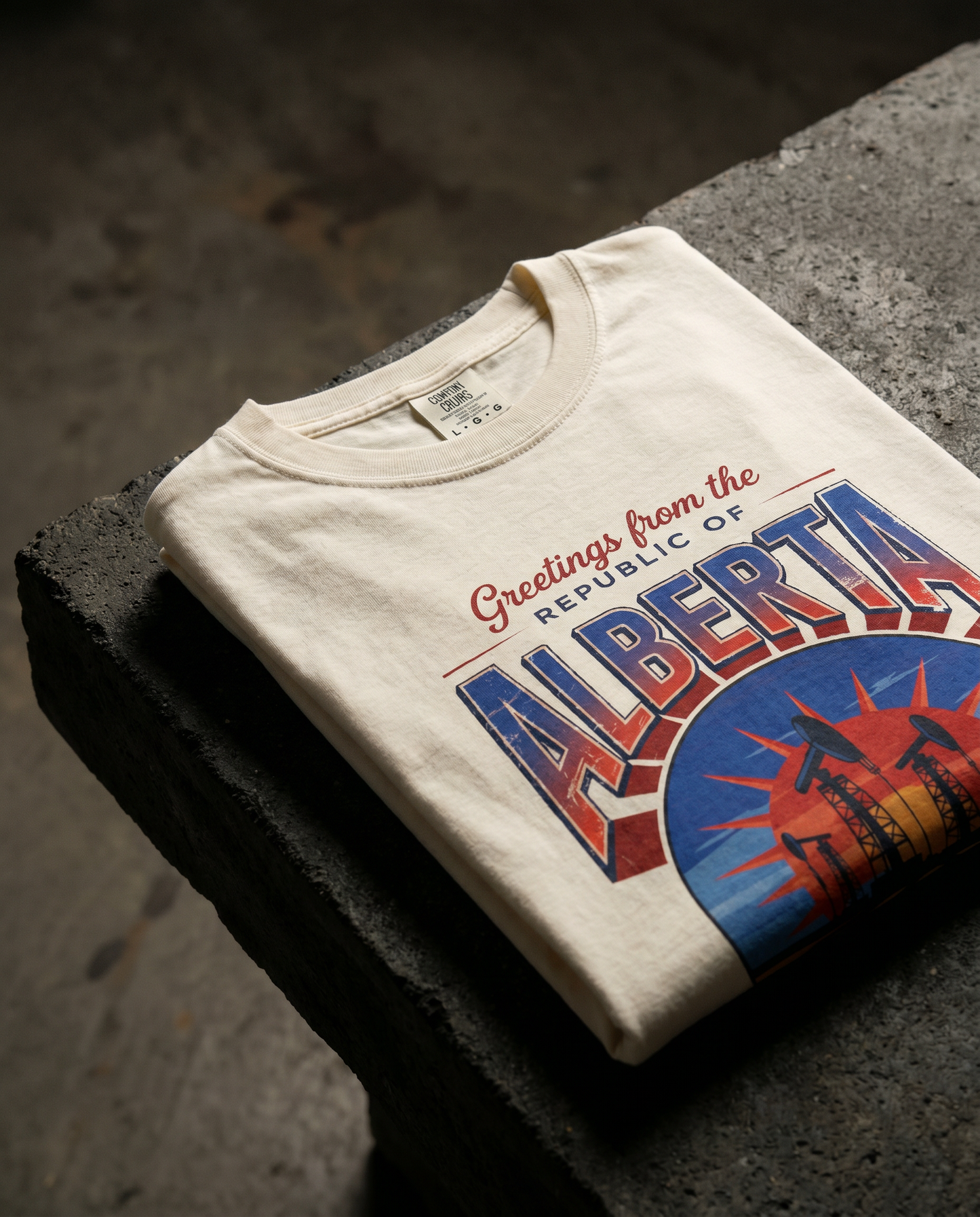 Greetings from the Republic of Alberta Vintage Style T-Shirt